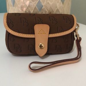 Dooney and Bourke wristlet